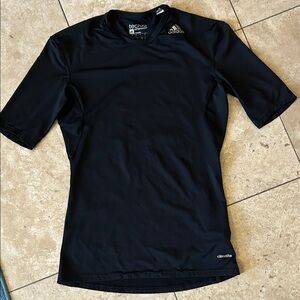 Adidas tech fit compression climalite Tee